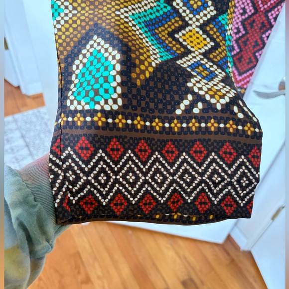 NWOT Farm Rio High Waist Viscose Pants with elastic waist and pockets! Sz L - Picture 3 of 5